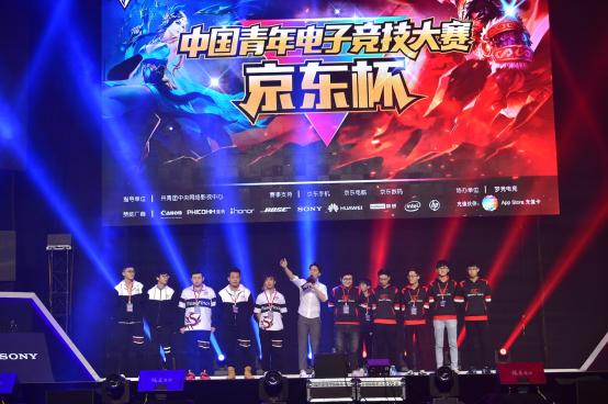 DOTA2冠军三号位faith bian宣布退役